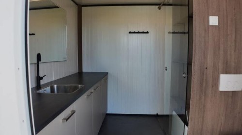 d38863ce-bcd4-46c8-9dd1-07d7738abc53.jpg