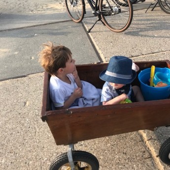 kids in bolderwagen.jpg